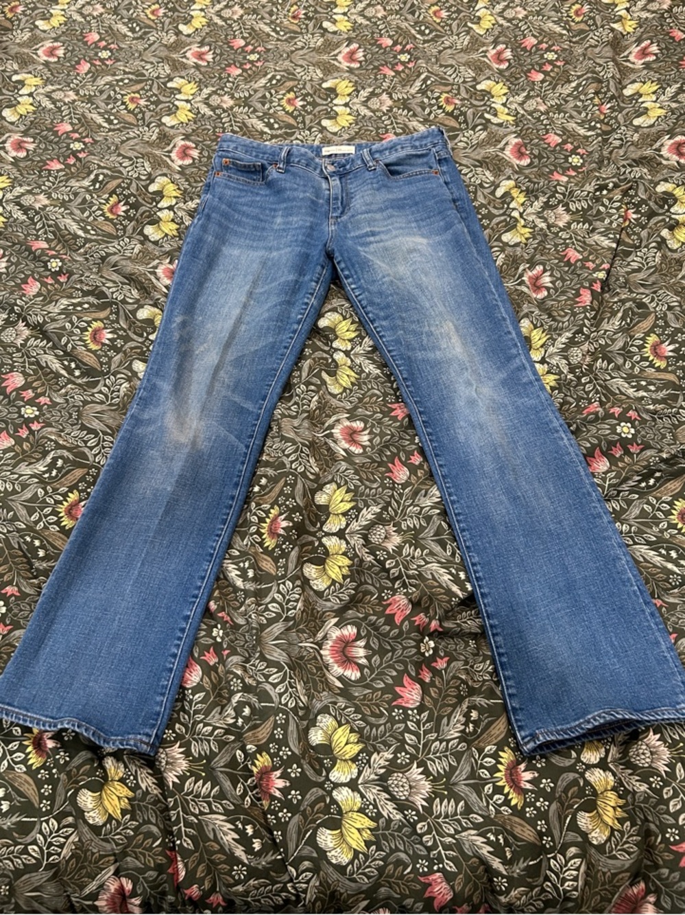 GAP Women's Blue Flare Jeans - Medium Wash